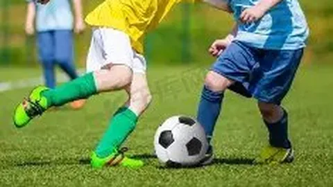 马竞与皇家社会2-2握手言和，伊萨克贡献关键球，苏亚雷斯双响，西甲第10轮焦点战演绎平局盛宴！