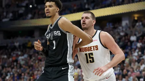 热刺在英格兰联赛杯中战胜利物浦